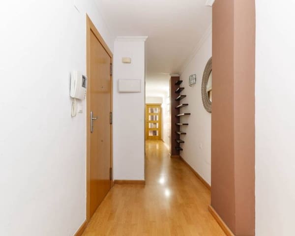 3 makuuhuone Huoneisto myytävänä paikassa Centro - Muelle Pesquero, Torrevieja mukana 
autotalli - 259 000 € (Ref: 8635324)