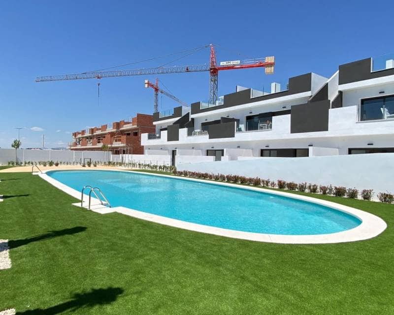 2 soveværelse Byhus til salg i Punta Prima med swimmingpool - € 305.000 (Ref: 8640332)