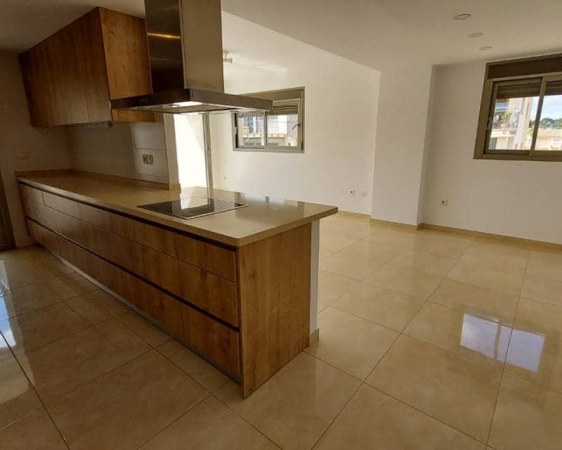 3 quarto Penthouse para venda em Villamartin com piscina - 370 000 € (Ref: 8660872)