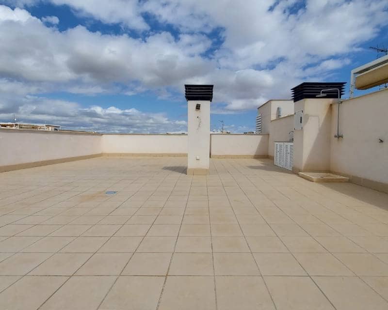 3 quarto Penthouse para venda em Villamartin com piscina - 370 000 € (Ref: 8660872)