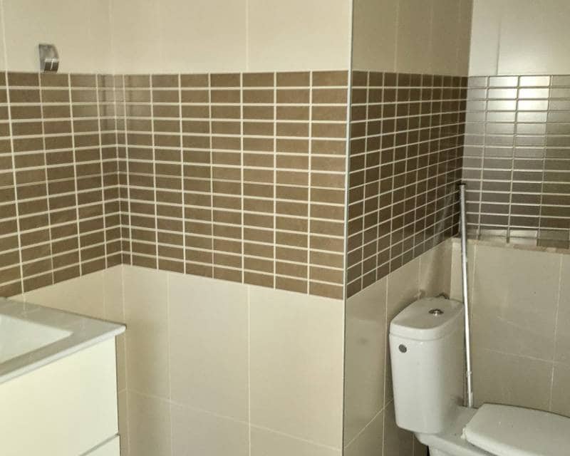 1 chambre Local Commercial à vendre à Guardamar del Segura - 360 000 € (Ref: 8668689)