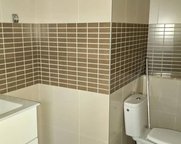 1 bedroom Commercial for sale in Zona Pueblo, Guardamar del Segura - € 360,000 (Ref: 8668689)