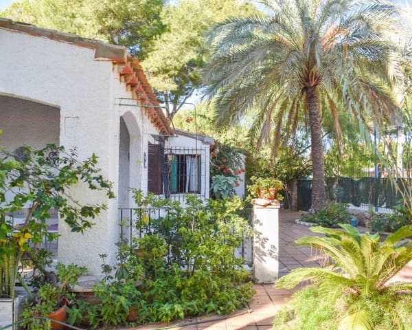 4 bedroom Villa for sale in Punta Prima, Orihuela - € 560,000 (Ref: 8677242)