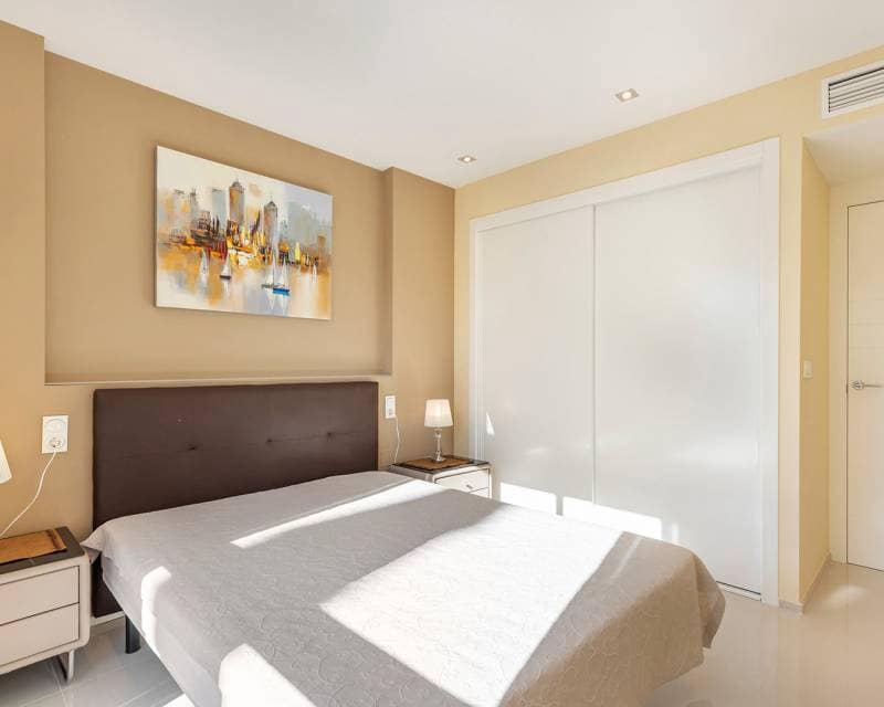 5 slaapkamer Villa te koop in Orihuela Costa met zwembad garage - € 950.000 (Ref: 8680895)