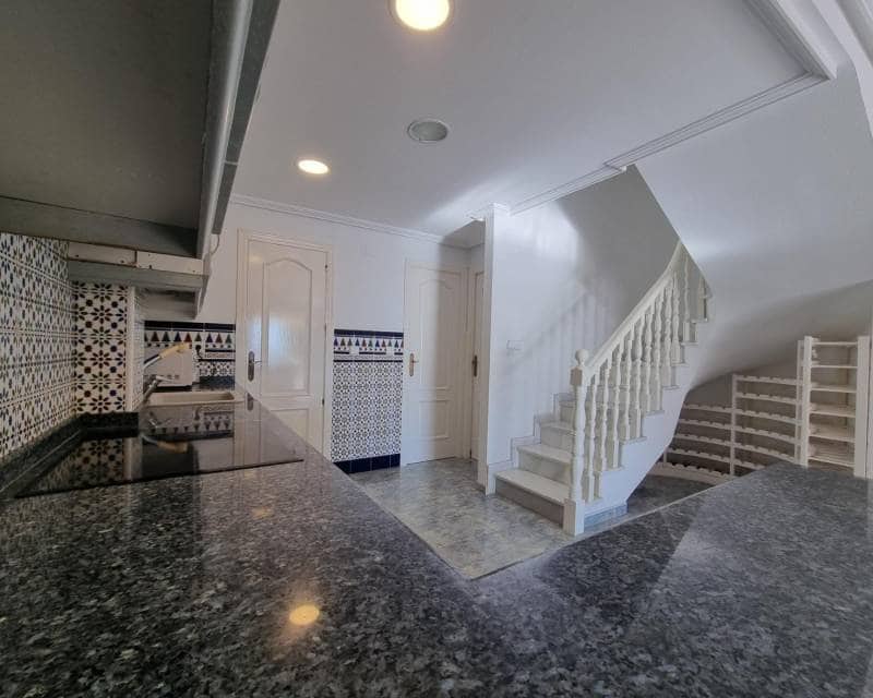 4 soveværelse Rækkehus til salg i Santa Pola med garage - € 845.000 (Ref: 8687147)