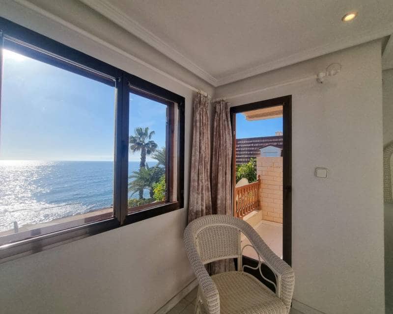 4 soveværelse Rækkehus til salg i Santa Pola med garage - € 845.000 (Ref: 8687147)