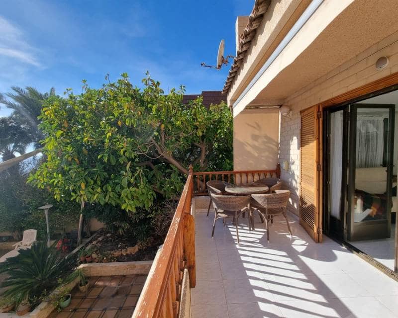 4 soveværelse Rækkehus til salg i Santa Pola med garage - € 845.000 (Ref: 8687147)