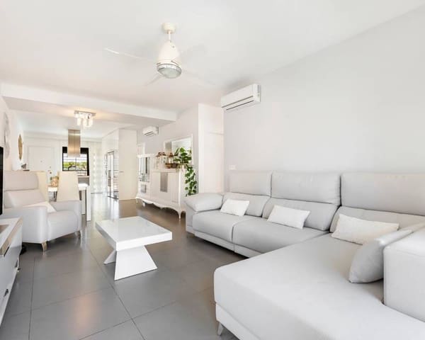 4 quarto Casa em Banda para venda em Torre de la Horadada, Pilar de la Horadada com piscina - 597 800 € (Ref: 8687148)