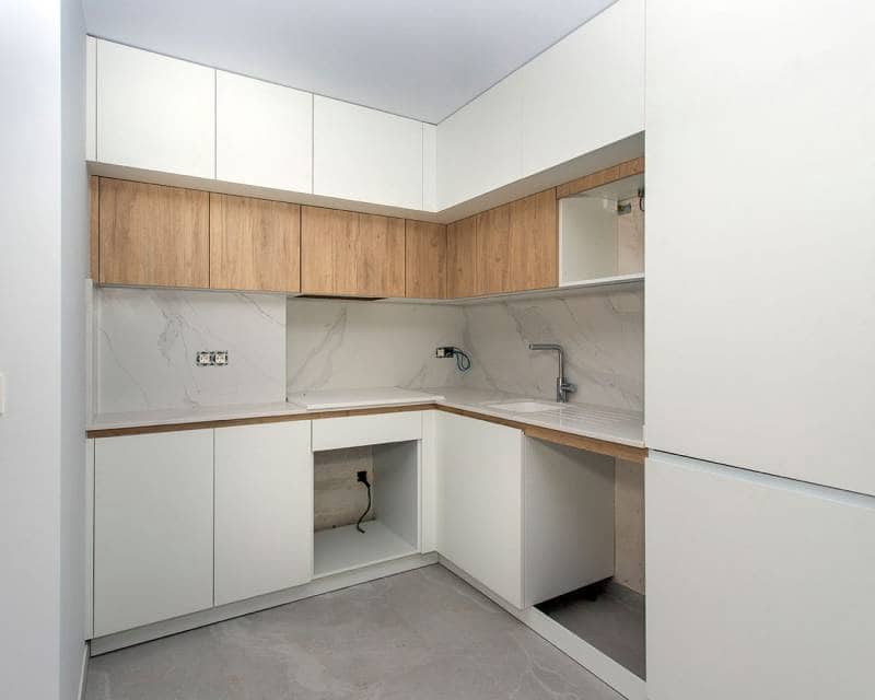 2 bedroom Beach Apartment for sale in Torrevieja with pool - € 300,000 (Ref: 8690729)