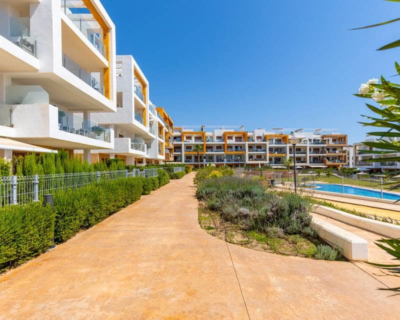 3 bedroom Apartment for sale in Orihuela Costa with pool garage - € 299,900 (Ref: 8691814)