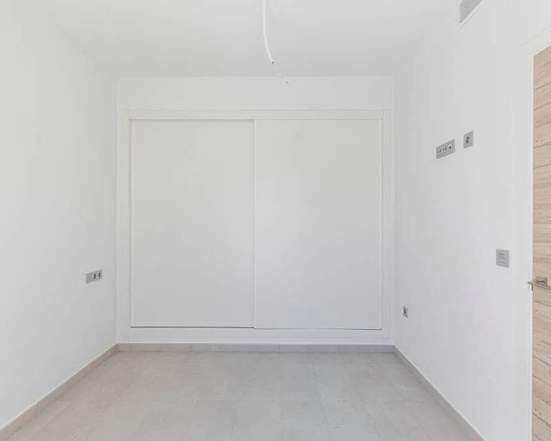 3 makuuhuone Huvila myytävänä paikassa Orihuela Costa mukana uima-altaan 
autotalli - 319 000 € (Ref: 8691815)