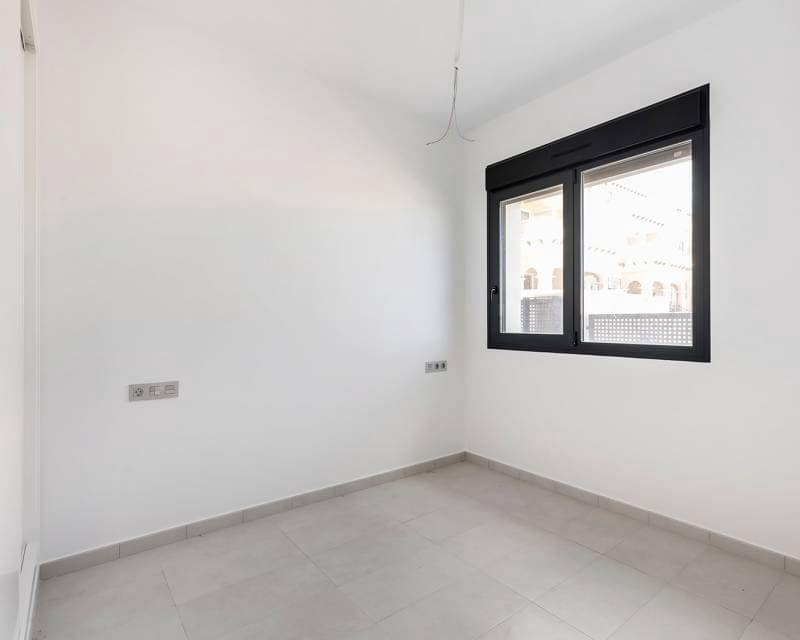 3 makuuhuone Huvila myytävänä paikassa Orihuela Costa mukana uima-altaan 
autotalli - 319 000 € (Ref: 8691815)