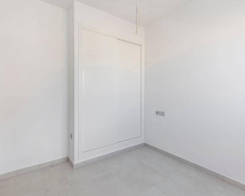 3 makuuhuone Huvila myytävänä paikassa Orihuela Costa mukana uima-altaan 
autotalli - 319 000 € (Ref: 8691815)