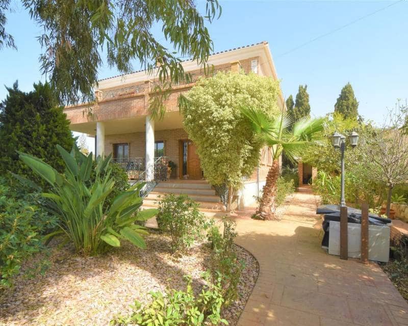 4 Zimmer Villa zu verkaufen in Ciudad Quesada mit Pool - 633.000 € (Ref: 8692164)