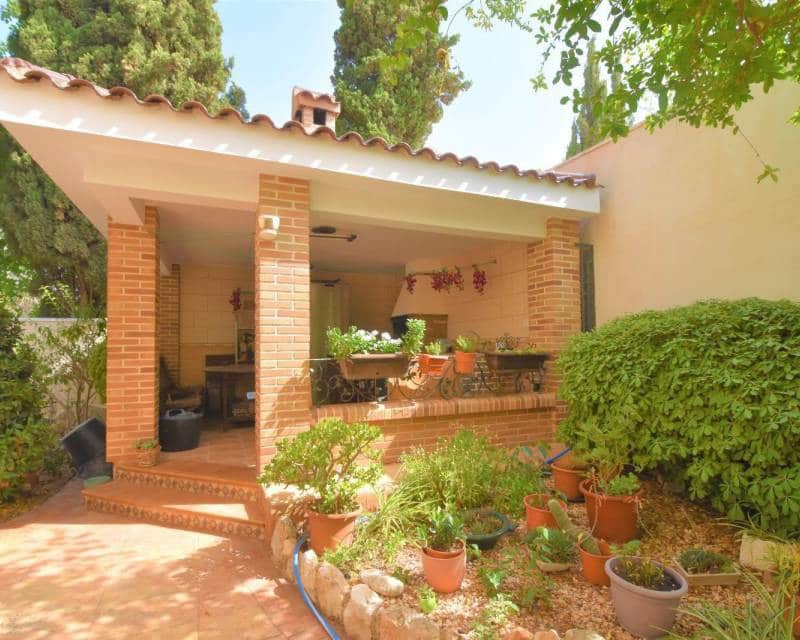 4 Zimmer Villa zu verkaufen in Ciudad Quesada mit Pool - 633.000 € (Ref: 8692164)