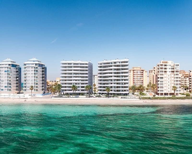 2 chambre Appartement à vendre à La Manga del Mar Menor avec piscine garage - 473 000 € (Ref: 8697565)