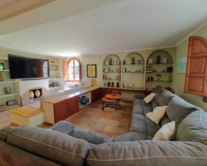 6 soveværelse Villa til salg i Elche / Elx med swimmingpool garage - € 1.250.000 (Ref: 8706180)