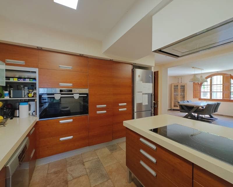 6 soveværelse Villa til salg i Elche / Elx med swimmingpool garage - € 1.250.000 (Ref: 8706180)