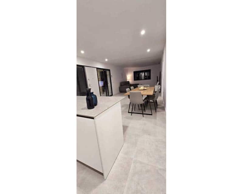 3 slaapkamer Villa te koop in La Pinilla met zwembad garage - € 379.845 (Ref: 8742484)