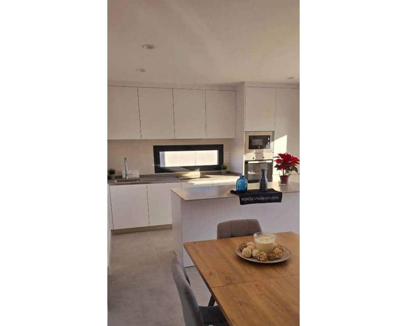 3 slaapkamer Villa te koop in La Pinilla met zwembad garage - € 379.845 (Ref: 8742484)