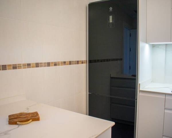 3 chambre Villa/Maison Mitoyenne à vendre à Los Secanos, Guardamar del Segura avec garage - 280 000 € (Ref: 8790179)