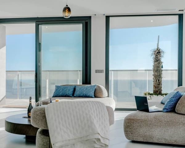 3 quarto Apartamento para venda em Playa Poniente, Benidorm com piscina garagem - 1 550 000 € (Ref: 8807144)