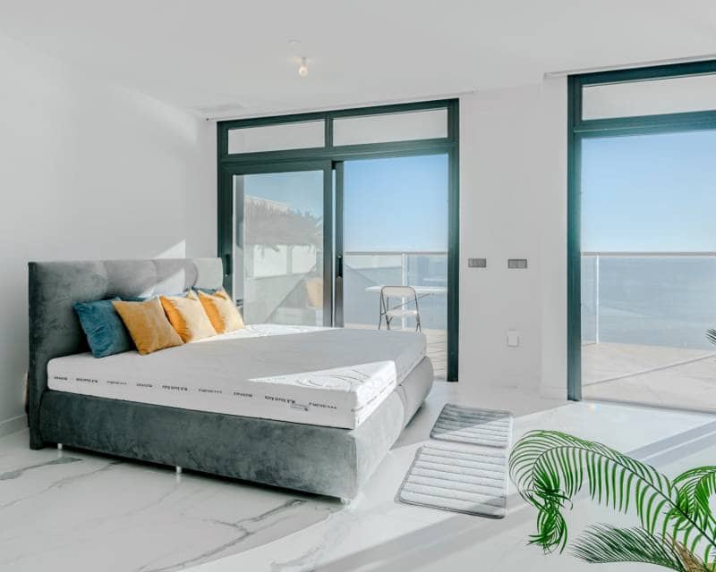 3 quarto Apartamento para venda em Benidorm com piscina garagem - 1 550 000 € (Ref: 8807144)