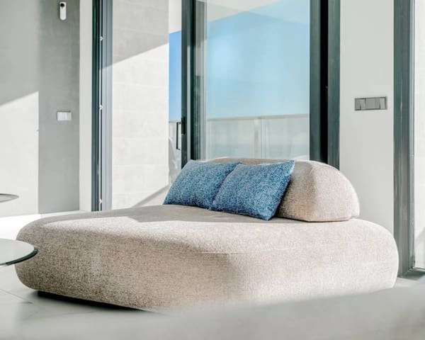 3 quarto Apartamento para venda em Playa Poniente, Benidorm com piscina garagem - 1 550 000 € (Ref: 8807144)