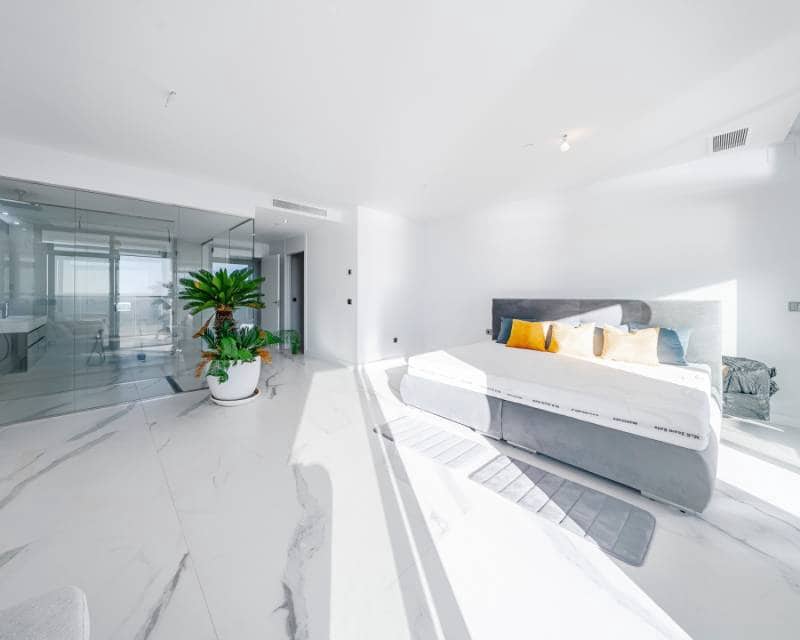 3 quarto Apartamento para venda em Benidorm com piscina garagem - 1 550 000 € (Ref: 8807144)