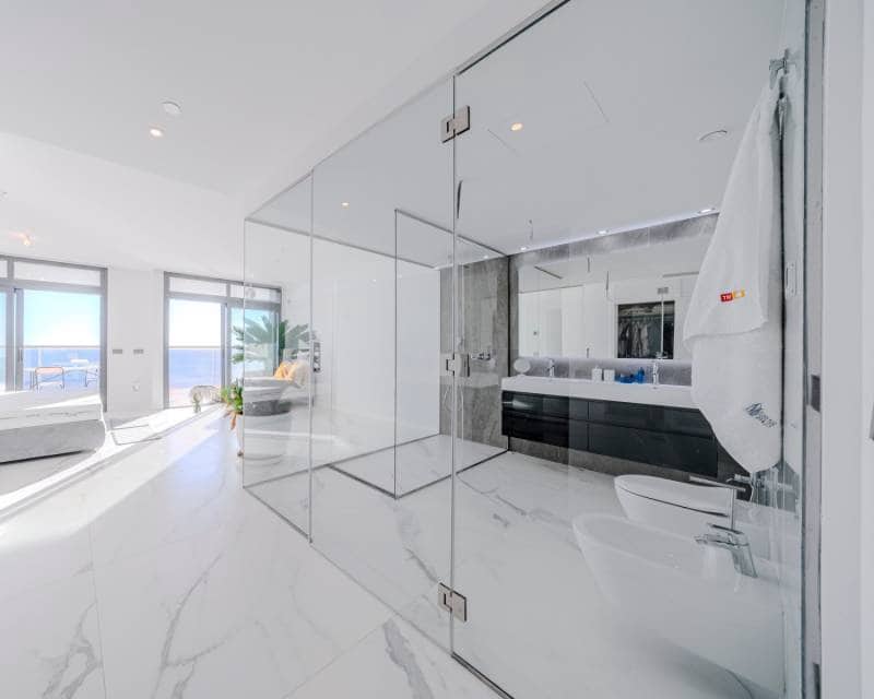 3 quarto Apartamento para venda em Benidorm com piscina garagem - 1 550 000 € (Ref: 8807144)