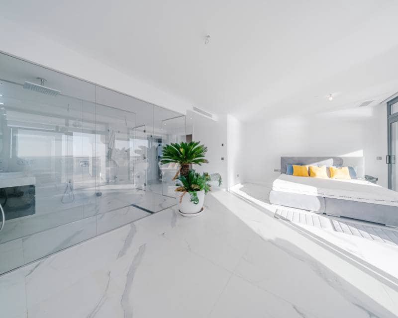 3 quarto Apartamento para venda em Benidorm com piscina garagem - 1 550 000 € (Ref: 8807144)