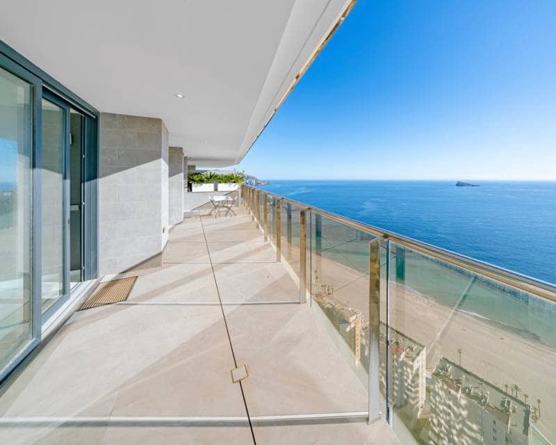 3 quarto Apartamento para venda em Benidorm com piscina garagem - 1 550 000 € (Ref: 8807144)