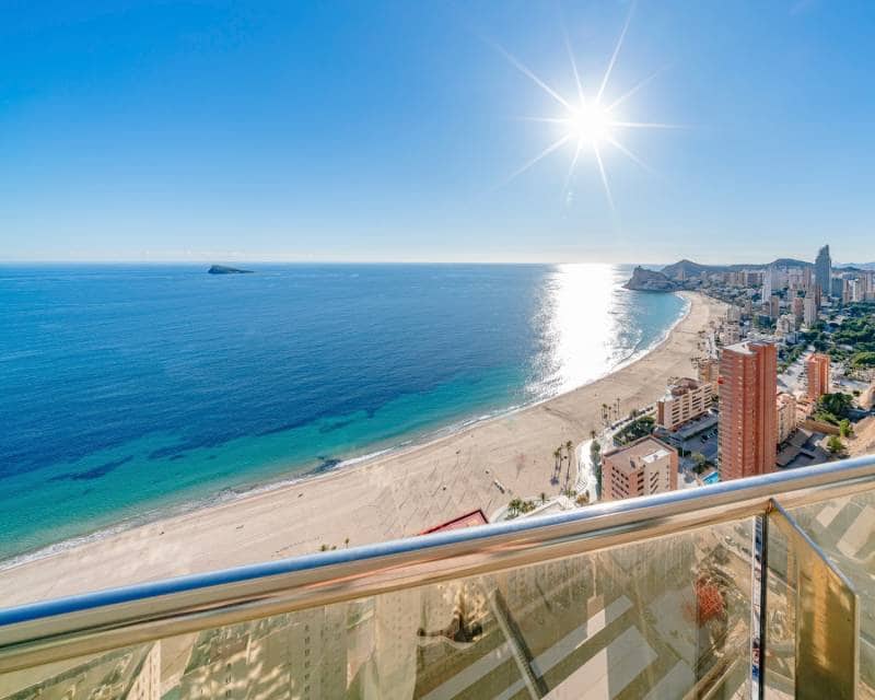 3 quarto Apartamento para venda em Benidorm com piscina garagem - 1 550 000 € (Ref: 8807144)