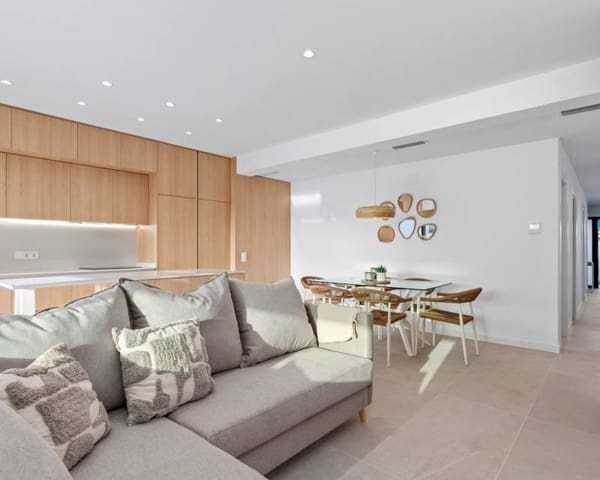 3 quarto Moradia para venda em El Chaparral, Torrevieja com piscina - 499 000 € (Ref: 8814876)