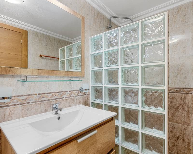 4 bedroom Villa for sale in El Chaparral with pool garage - € 689,000 (Ref: 8814877)