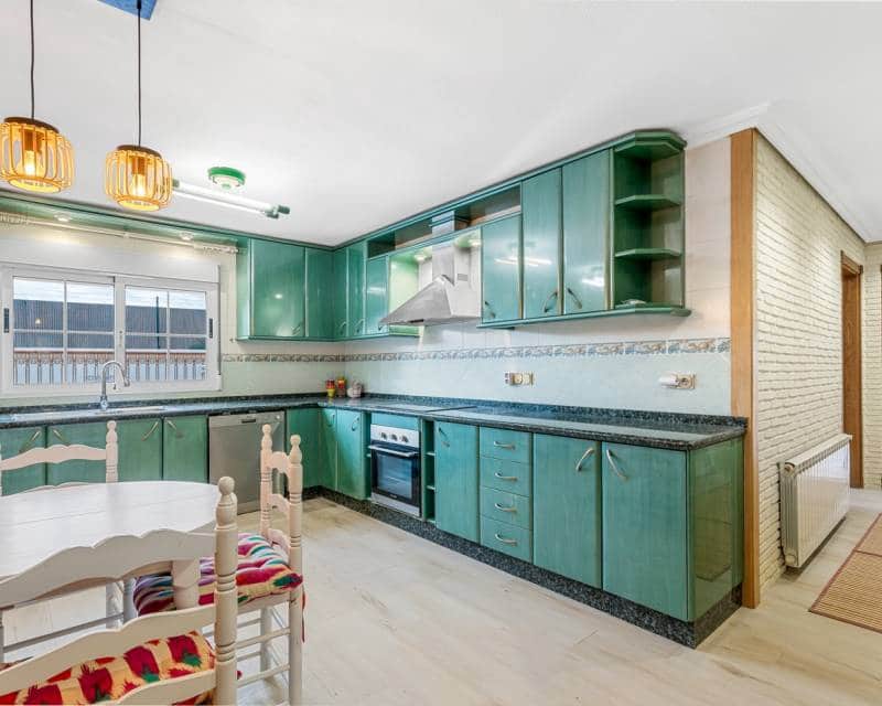 4 bedroom Villa for sale in El Chaparral with pool garage - € 689,000 (Ref: 8814877)