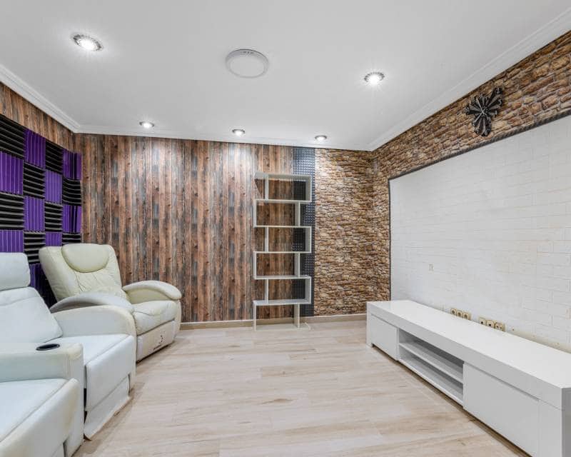 4 bedroom Villa for sale in El Chaparral with pool garage - € 689,000 (Ref: 8814877)