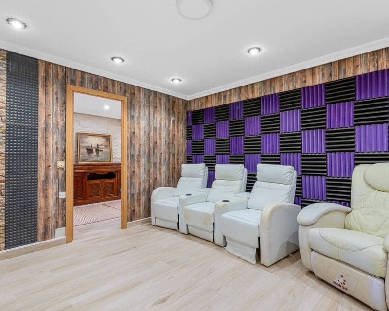 4 bedroom Villa for sale in El Chaparral with pool garage - € 689,000 (Ref: 8814877)