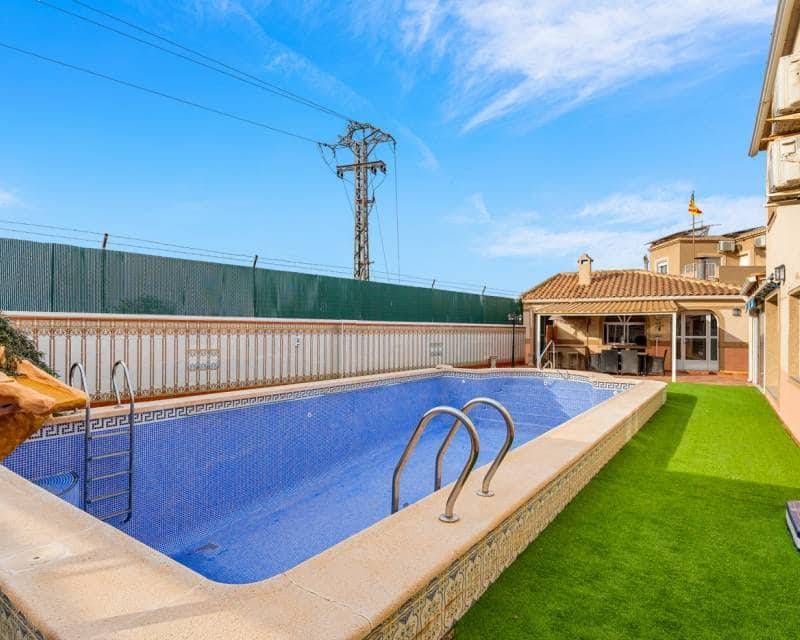 4 bedroom Villa for sale in El Chaparral with pool garage - € 689,000 (Ref: 8814877)