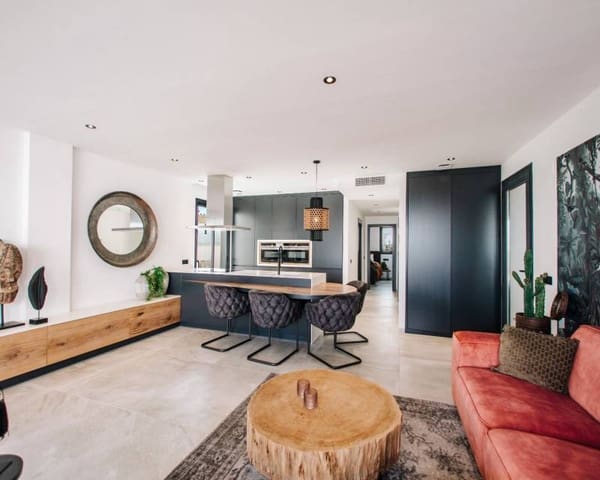 4 bedroom Apartment for sale in Ciudad Quesada, Rojales with pool garage - € 599,000 (Ref: 8824024)