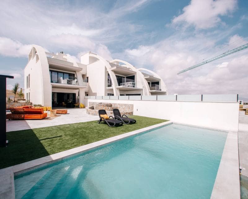 4 bedroom Apartment for sale in Ciudad Quesada with pool garage - € 599,000 (Ref: 8824024)