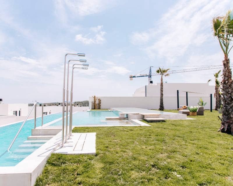 4 bedroom Apartment for sale in Ciudad Quesada with pool garage - € 599,000 (Ref: 8824024)