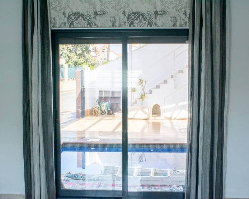 4 slaapkamer Villa te koop in Torre de la Horadada met zwembad garage - € 595.000 (Ref: 8835583)