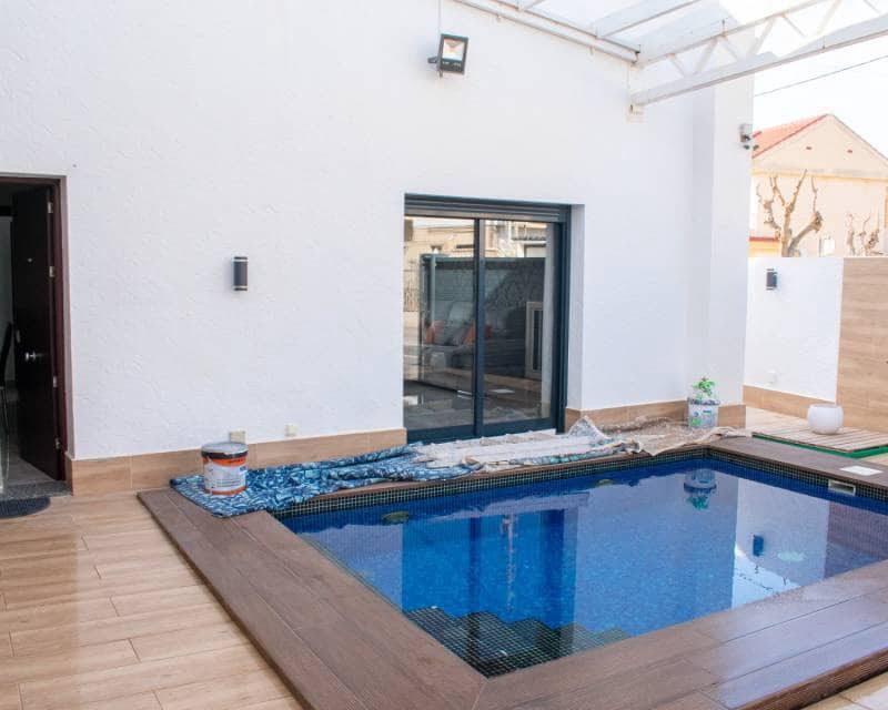 4 slaapkamer Villa te koop in Torre de la Horadada met zwembad garage - € 595.000 (Ref: 8835583)
