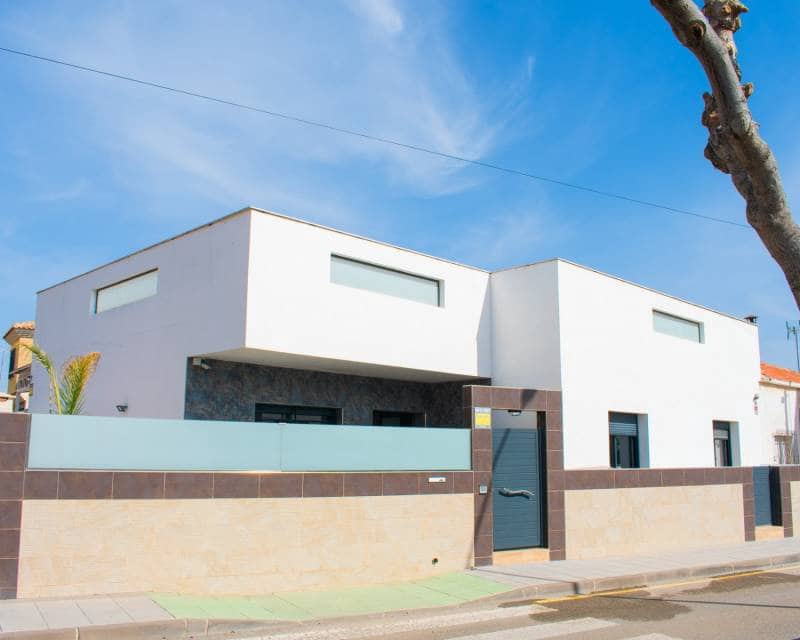 4 slaapkamer Villa te koop in Torre de la Horadada met zwembad garage - € 595.000 (Ref: 8835583)