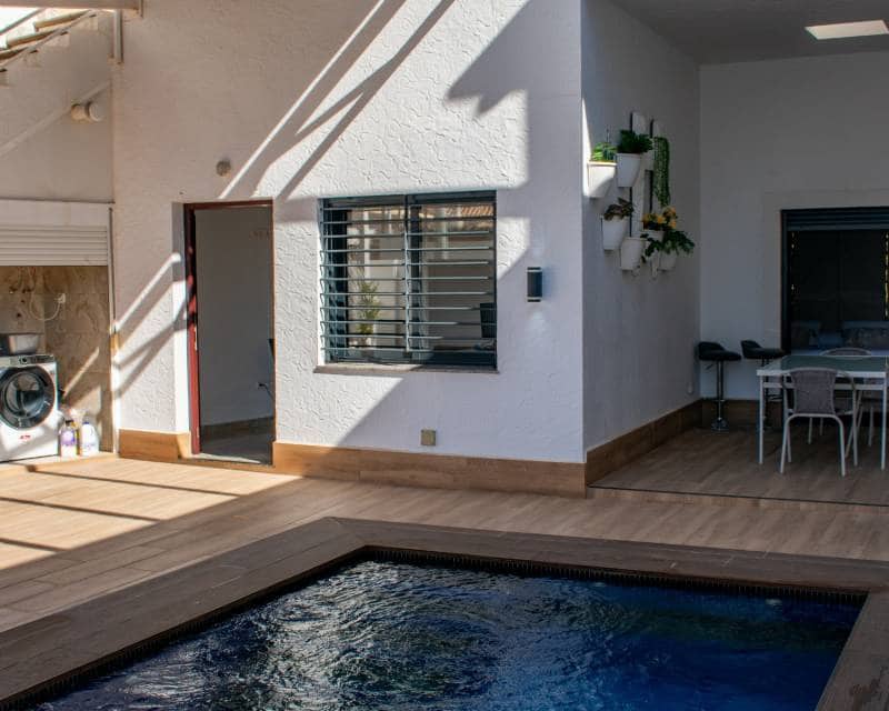 4 chambre Villa/Maison Semi-Mitoyenne à vendre à Torre de la Horadada avec piscine garage - 595 000 € (Ref: 8835583)