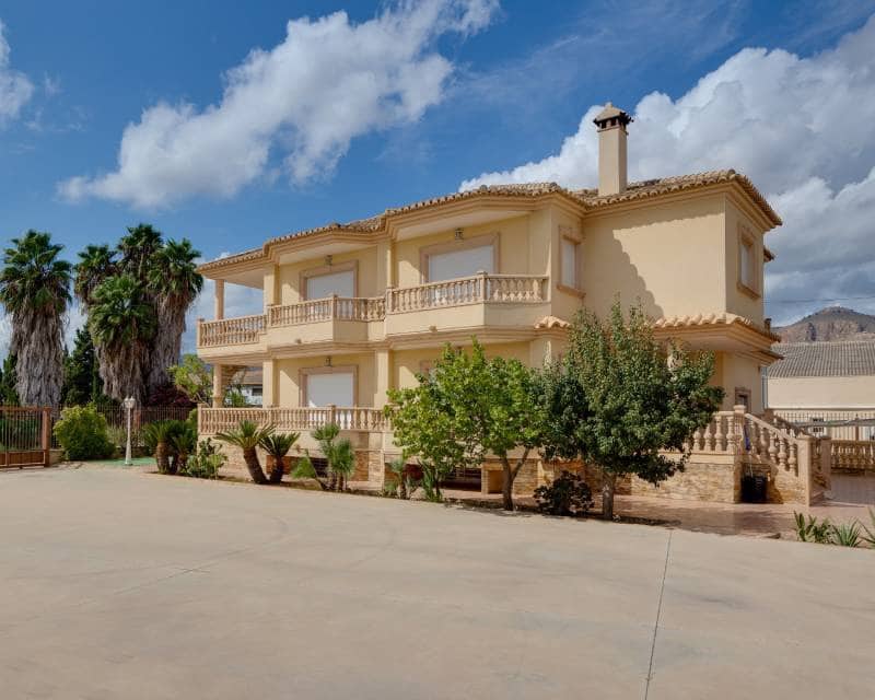 7 soverom Villa til salgs i Orihuela med svømmebasseng garasje - € 1 200 000 (Ref: 8835917)