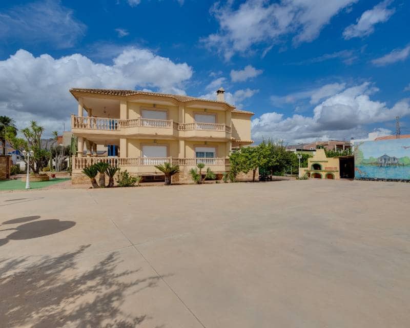 7 soverom Villa til salgs i Orihuela med svømmebasseng garasje - € 1 200 000 (Ref: 8835917)