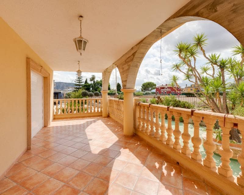7 soverom Villa til salgs i Orihuela med svømmebasseng garasje - € 1 200 000 (Ref: 8835917)