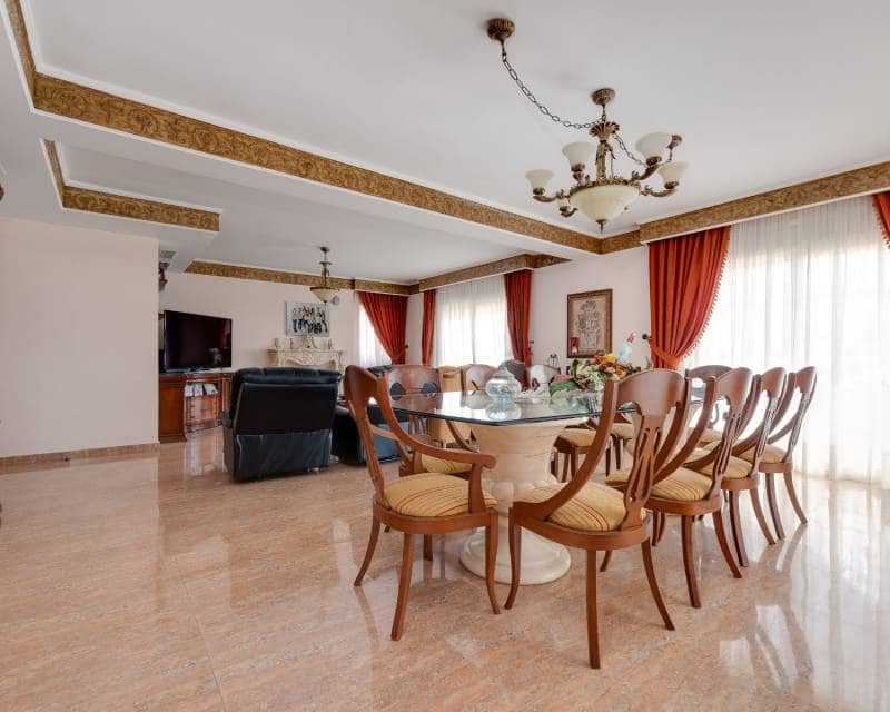 7 soverom Villa til salgs i Orihuela med svømmebasseng garasje - € 1 200 000 (Ref: 8835917)